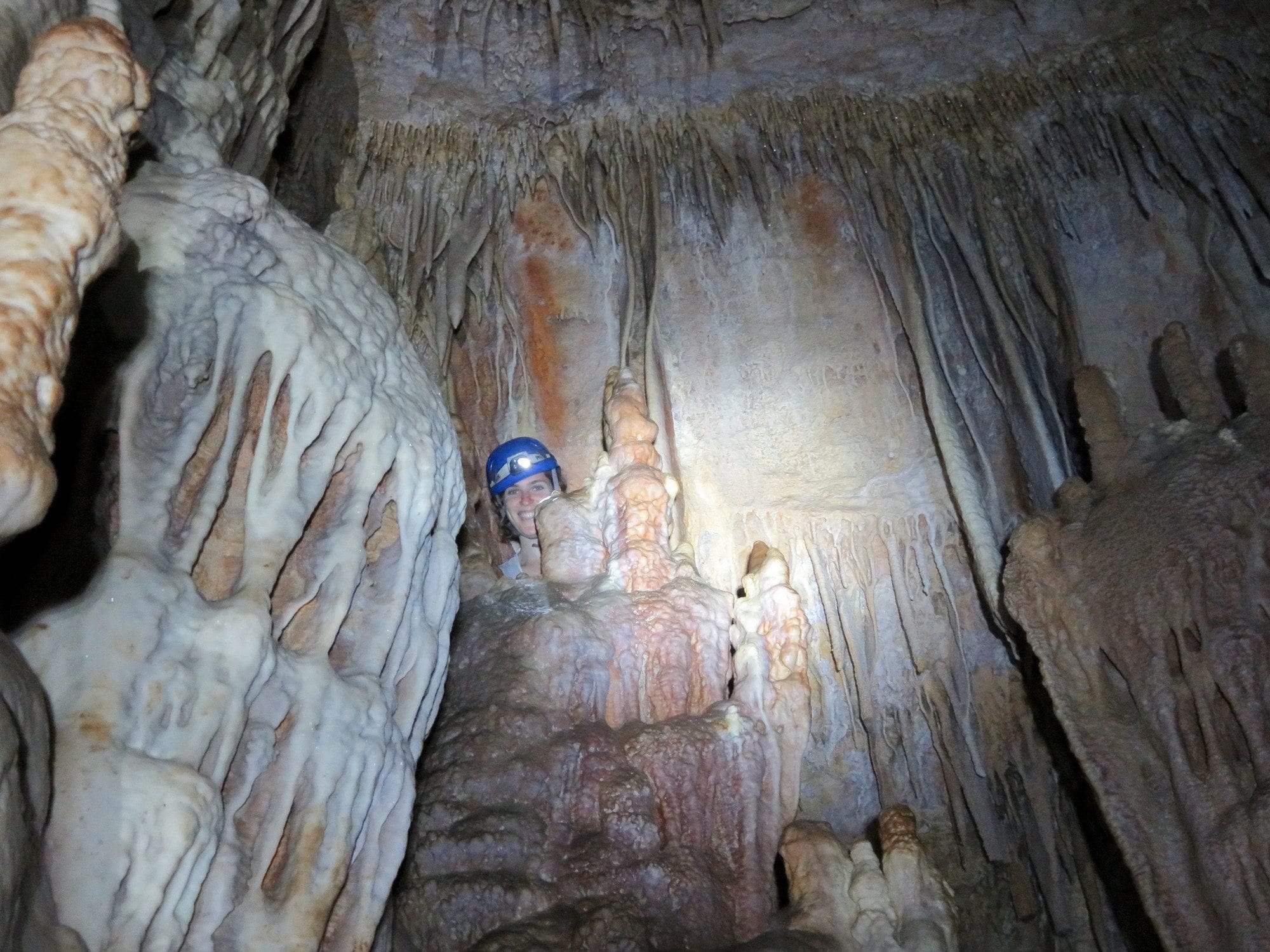 טיול מערות - סנפלינג למערת נטיפים - ערוצים בטבע