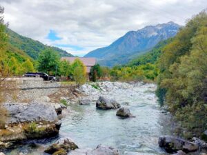 טרק אלבניה - האלפים - ערוצים בטבע