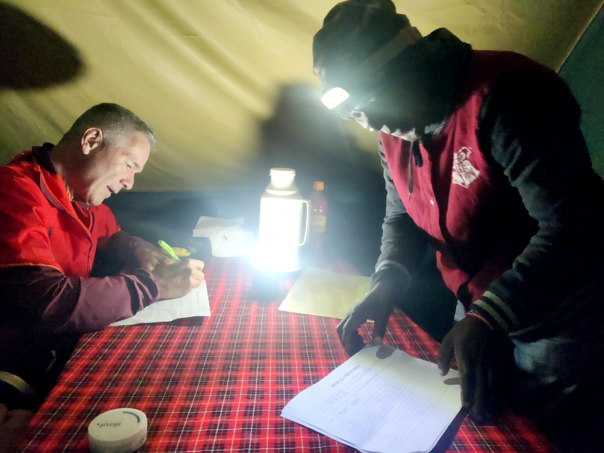בדיקות רפואיות - קילימנג'רו טרק
