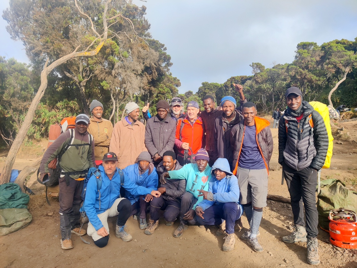 Kilimanjaro Expedition ערוצים בטבע
